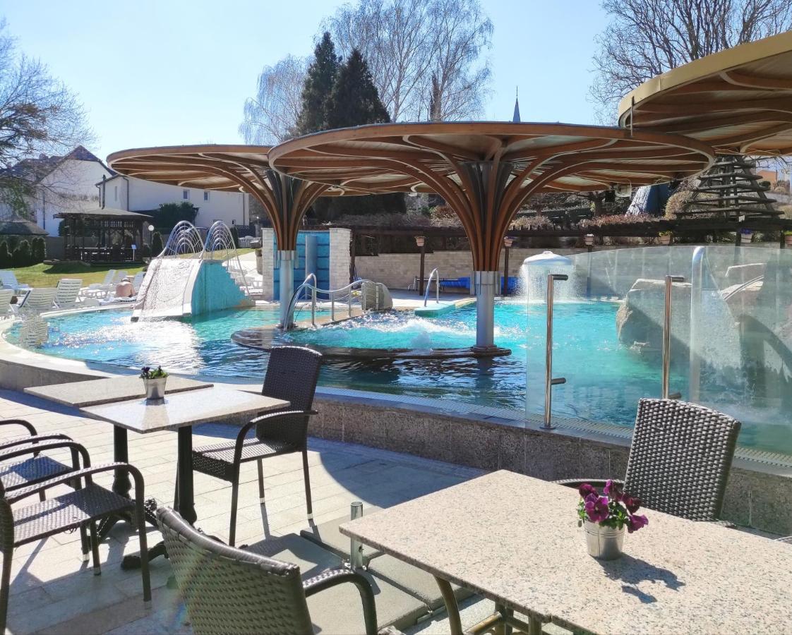 Spa Residence Carbona Silver Deluxe Apartment Hévíz Εξωτερικό φωτογραφία